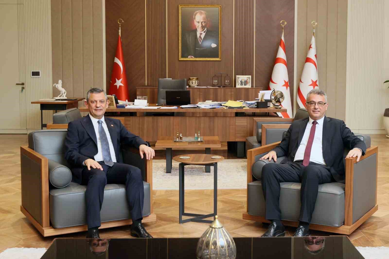 kktc cumhurbaskani erhurman chp genel baskani ozeli kabul etti 0 FeOPJu9P