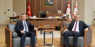 kktc-cumhurbaskani-erhurman-chp-genel-baskani-ozeli-kabul-etti-1BGbHYNS.jpg
