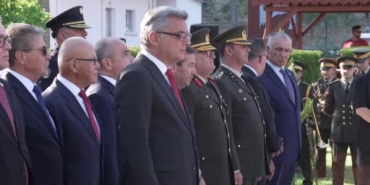 kktc-cumhurbaskani-erhurman-dr-kucuk-ve-denktasin-anit-mezarlarini-ziyaret-etti-5alEQZiq.jpg