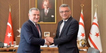 kktc-cumhurbaskani-erhurman-genclik-ve-spor-bakani-baki-kabul-etti-4TgI96R8.jpg