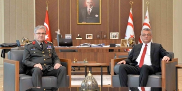 kktc-cumhurbaskani-erhurman-kara-kuvvetleri-komutani-orgeneral-tokel-ile-gorustu-nSrqYHR2.jpg