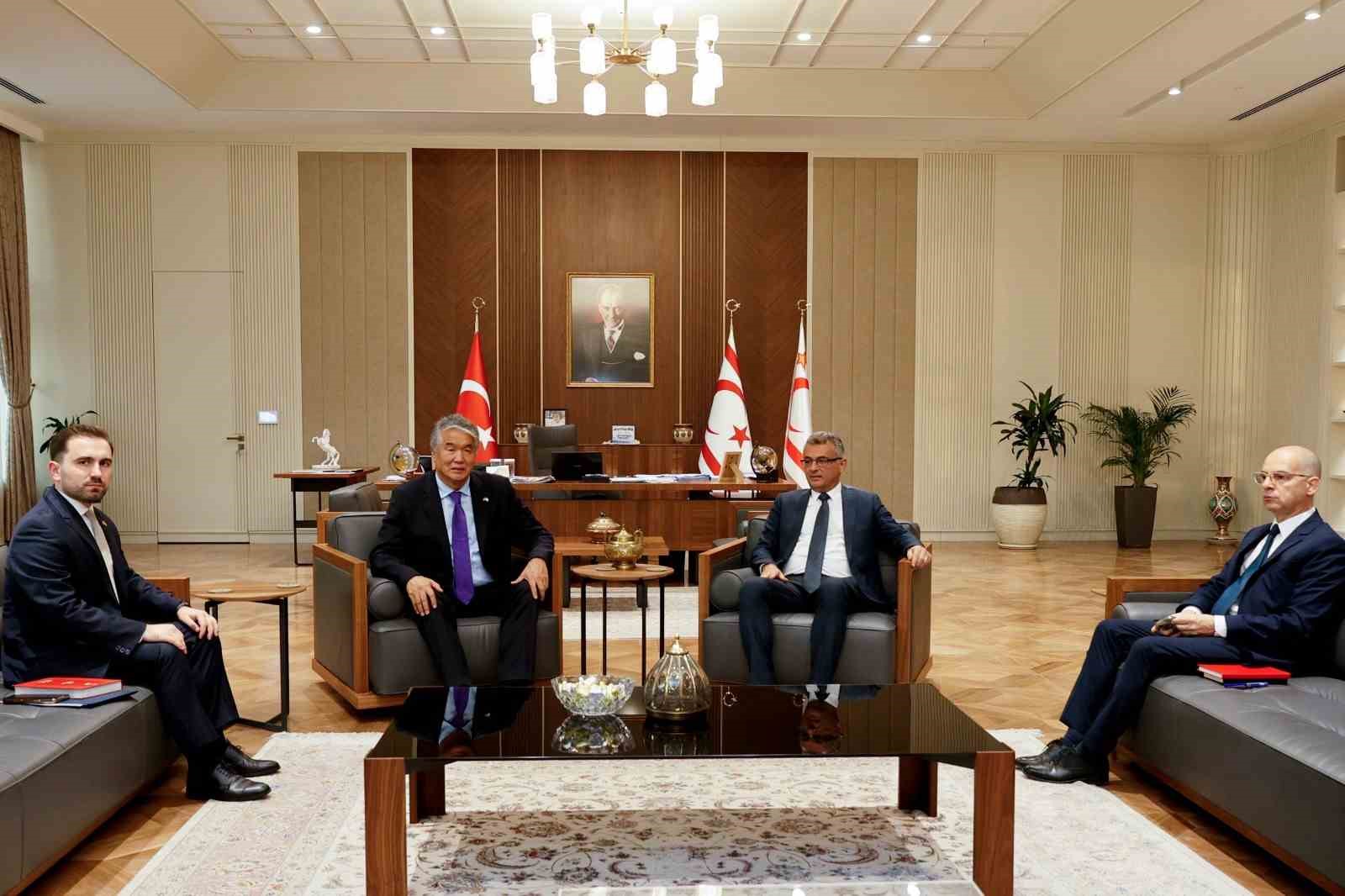 kktc cumhurbaskani erhurman turksoy genel sekreteri raevi kabul etti 2 nBvi55D1