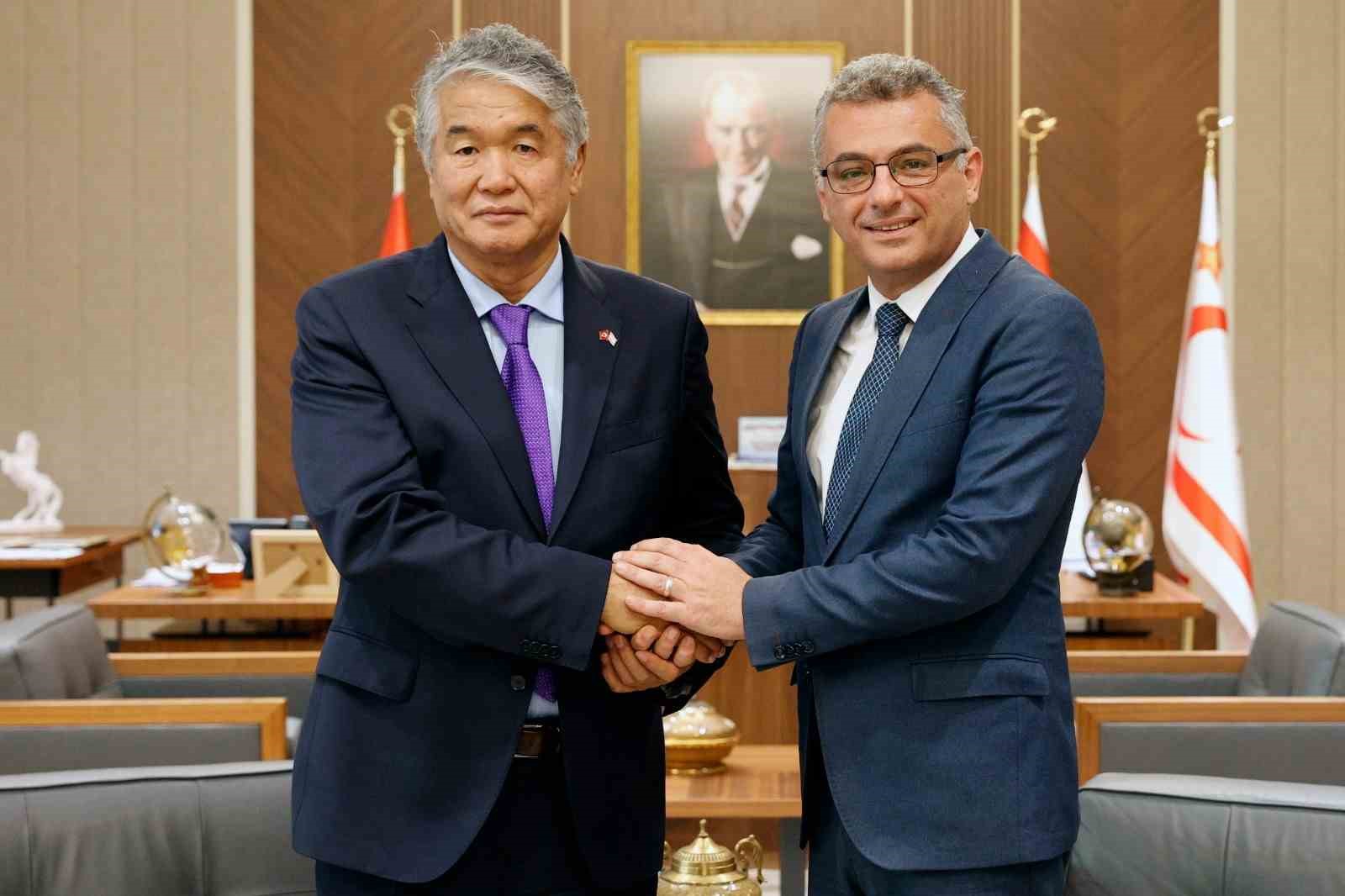 kktc cumhurbaskani erhurman turksoy genel sekreteri raevi kabul etti 3 vn9t4S6T