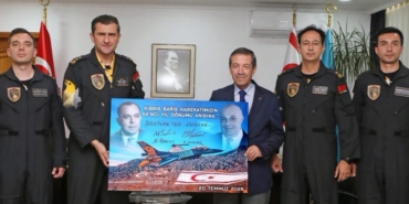 kktc-disisleri-bakani-ertugruloglu-turk-f-16lari-ile-buyuk-gurur-duyuyoruz-bxq6zbzW.jpg