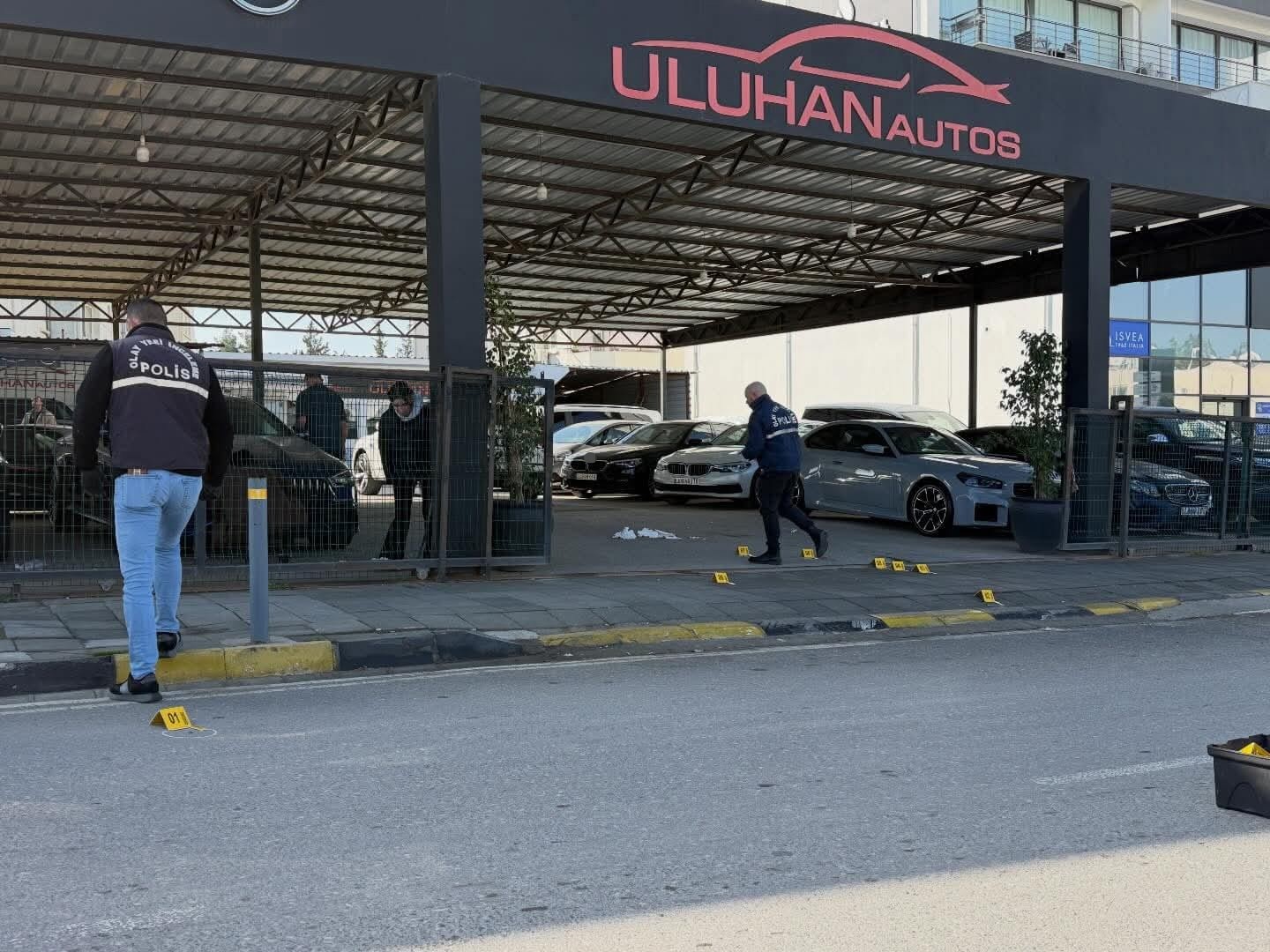 kktcde galeriye silahli saldiri 2 yarali 2 17aehTJk