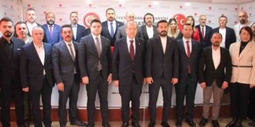 kktcnin-5inci-cumhurbaskani-tatar-menderes-ve-zorluyu-andi-onlarin-eseri-unutulmaz-dICPutFn.jpg