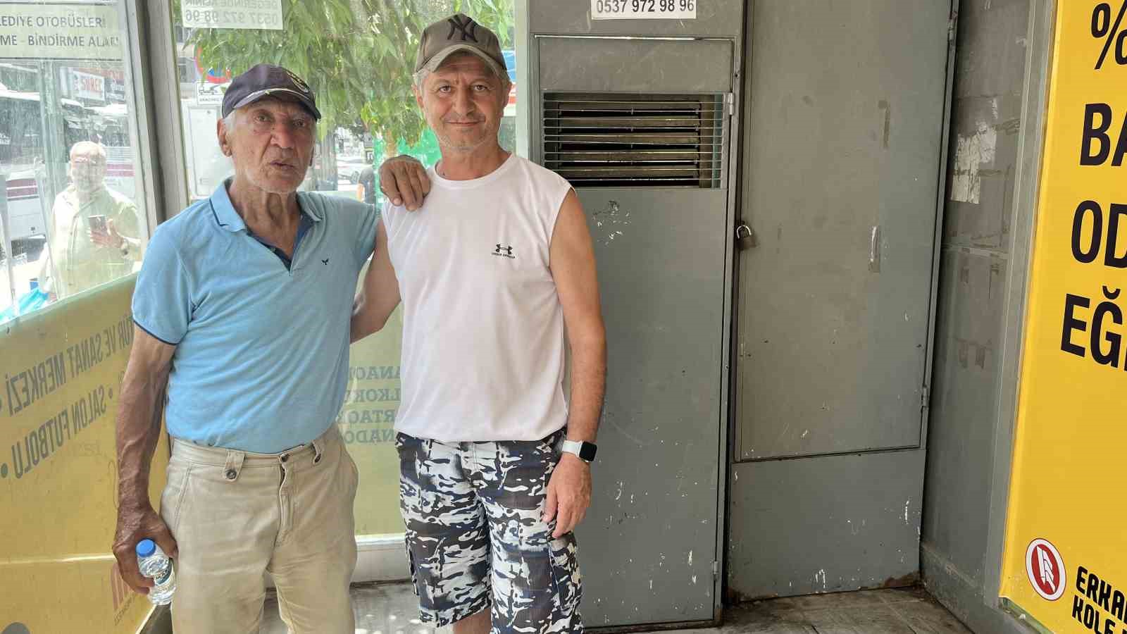 klimali duraklar devre disi birakildi vatandas golgeye sigindi 1 2KeZAKHE