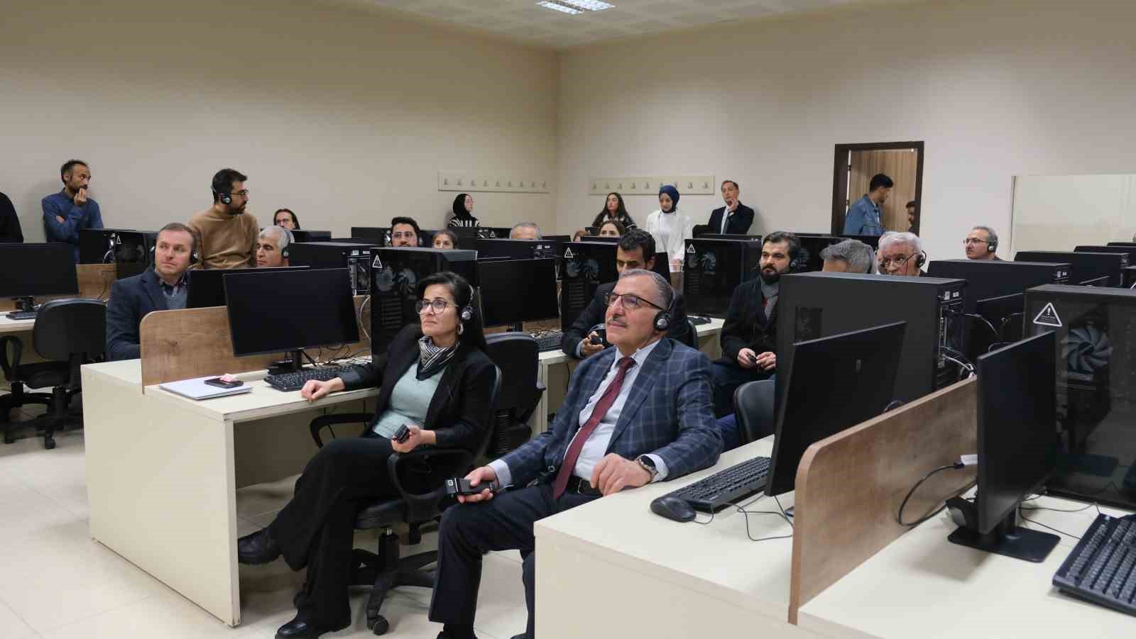 kmude ileri donanimli ceviri laboratuvari acildi 2 Q64NciD5
