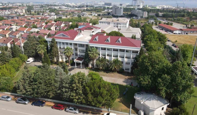 kocaeli-saglik-ve-teknoloji-universitesi-turk-universiteler-birligine-katildi-BEpwY7UY.jpg