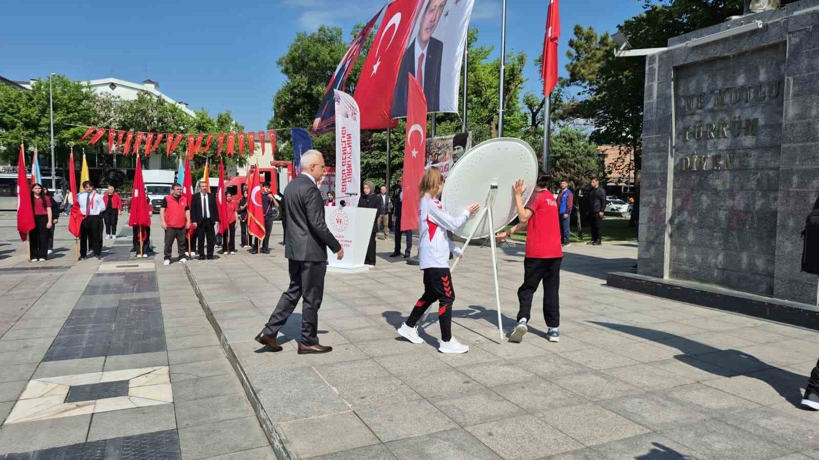 kocaeli sakarya duzce ve boluda 19 mayis coskusu 4 vDjLGqQb