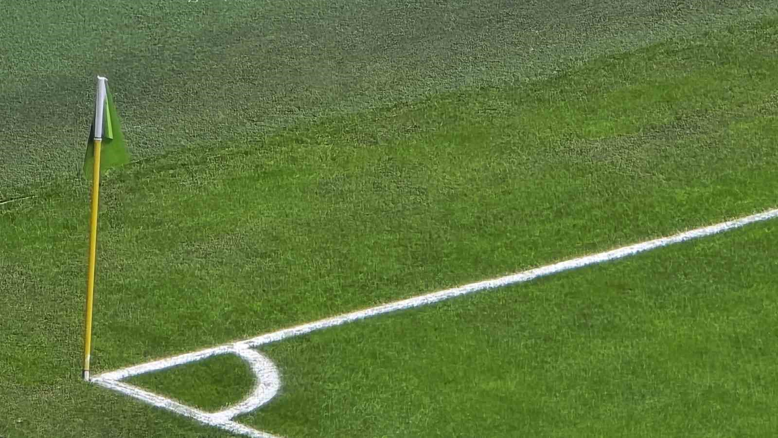kocaeli stadyumunun zemini maca hazir 5 DYZf9KUn