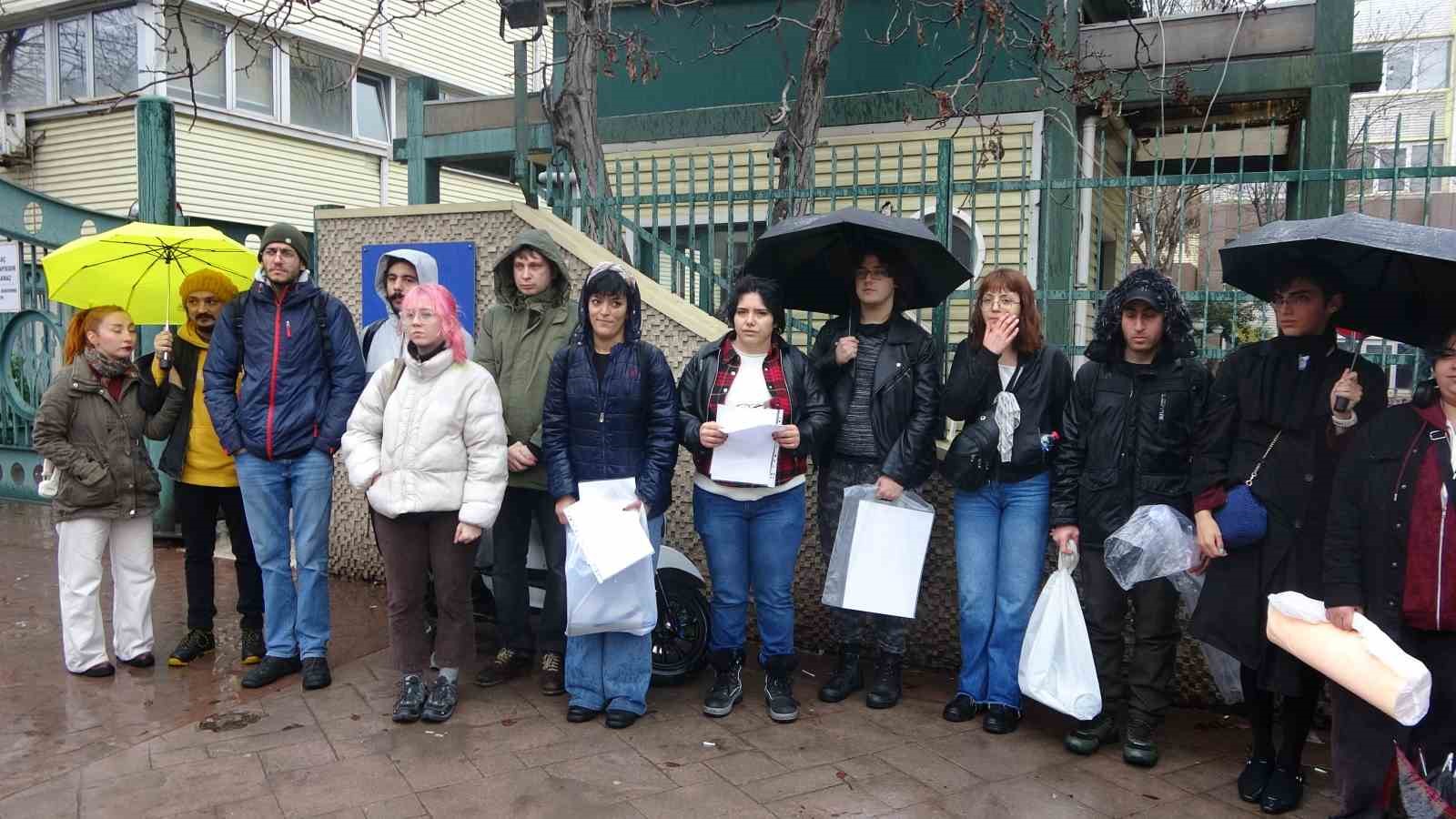 Kocaeli Üniversitesi Güzel Sanatlar Fakültesi, depreme dayanıklı olmadığı için mühürlendi 9 kocaeli universitesi guzel sanatlar fakultesi depreme dayanikli olmadigi icin muhurlendi 5 mFqL18PH
