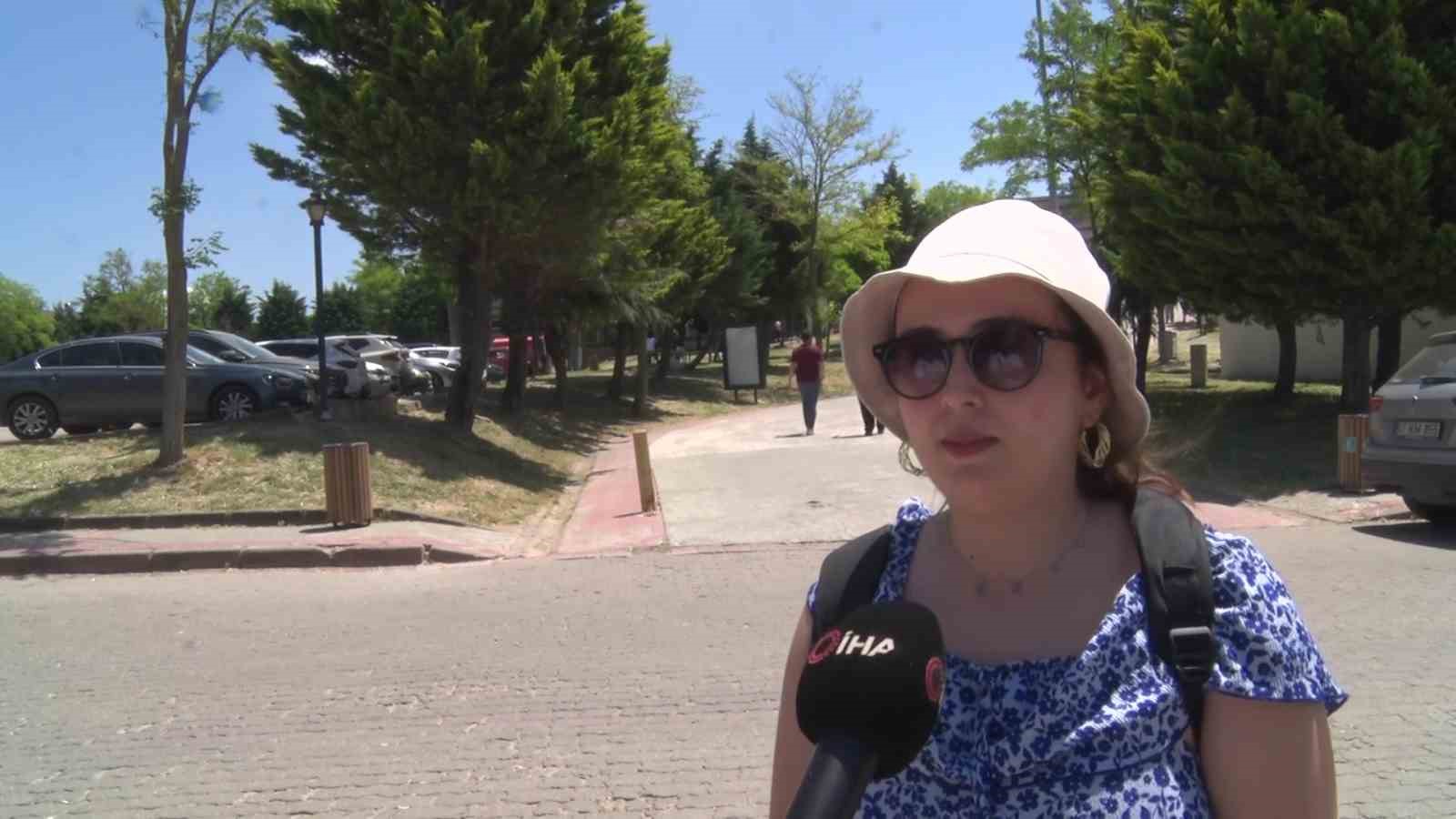 Kocaeli Üniversitesi’nde sahipsiz köpekler azaldı, öğrencilerin endişesi bitmedi 8 kocaeli universitesinde sahipsiz kopekler azaldi ogrencilerin endisesi bitmedi 4 WiMO2psm