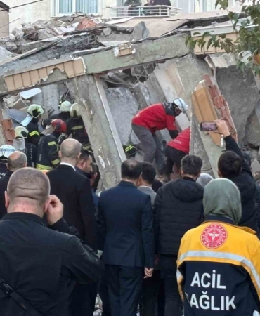 kocaeli-valisi-aktas-iceride-oldugunu-teyit-ettigimiz-5-kisiyle-henuz-temas-yok-PM2giyEp.jpg