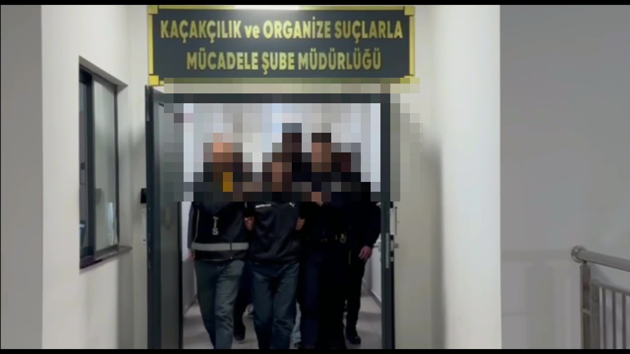 kocaeli ve istanbulda suc orgutune operasyon 12 tutuklama 3 FvHW6M6H