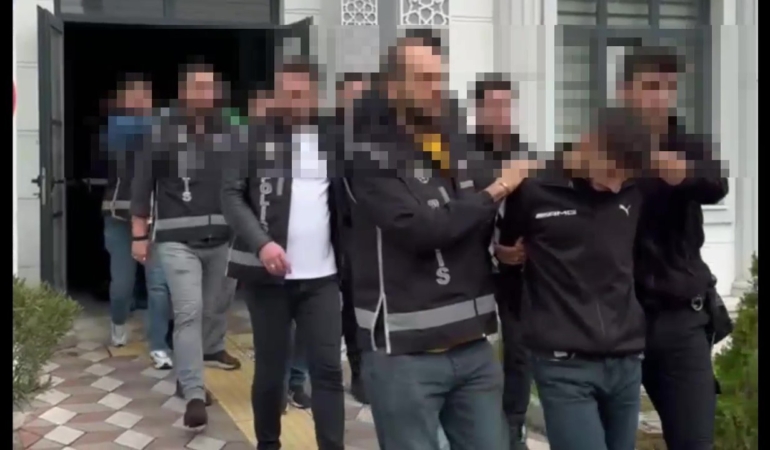 kocaeli-ve-istanbulda-suc-orgutune-operasyon-12-tutuklama-UOIuElBH.jpg