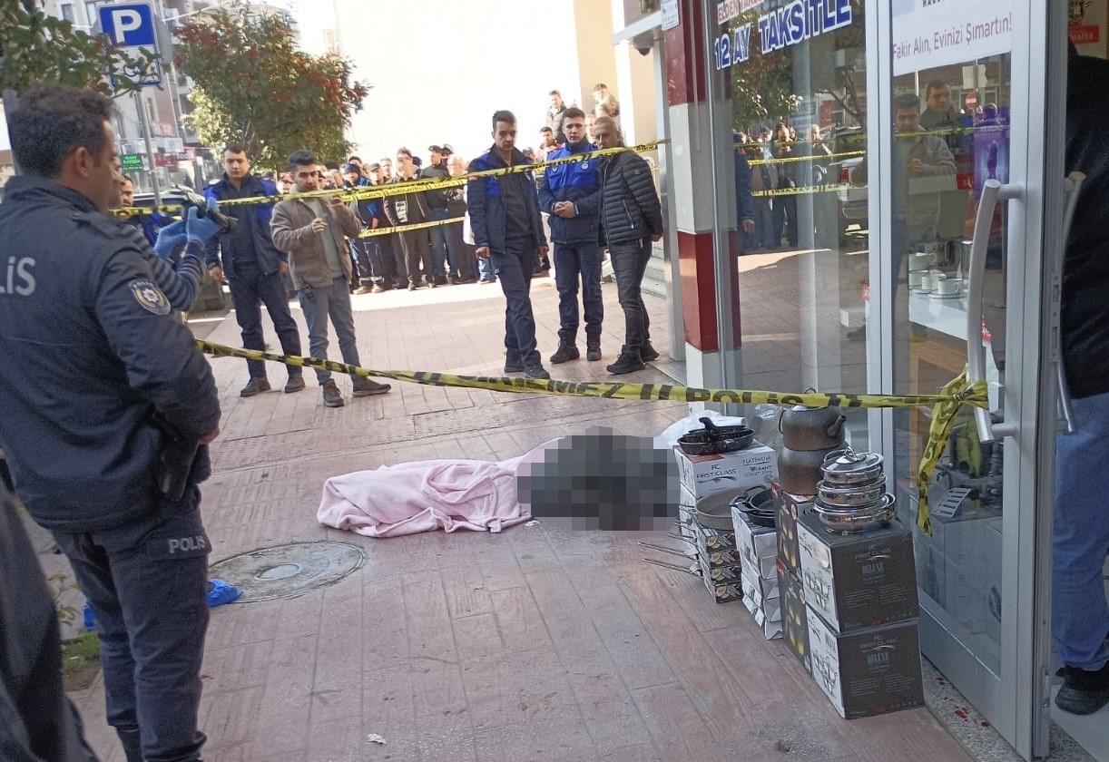 kocaelide 2025 boyle gecti 3 lWAglkyU