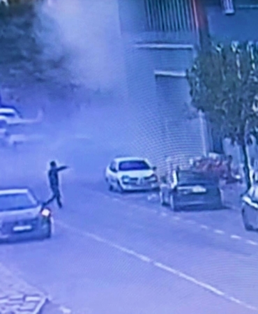 kocaelide-6-kisiye-mezar-olan-tesisteki-yanginin-ilk-anlari-kamerada-2yRN4rY6.jpg