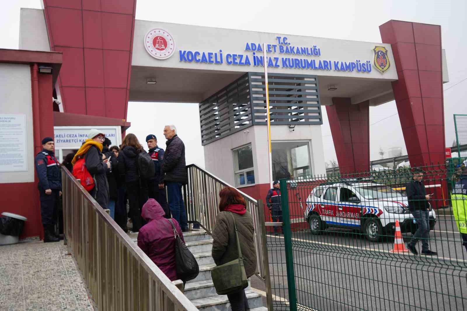 kocaelide 7 kisinin hayatini kaybettigi fabrika yangini davasinda ikinci gun 0 KIt44OUh