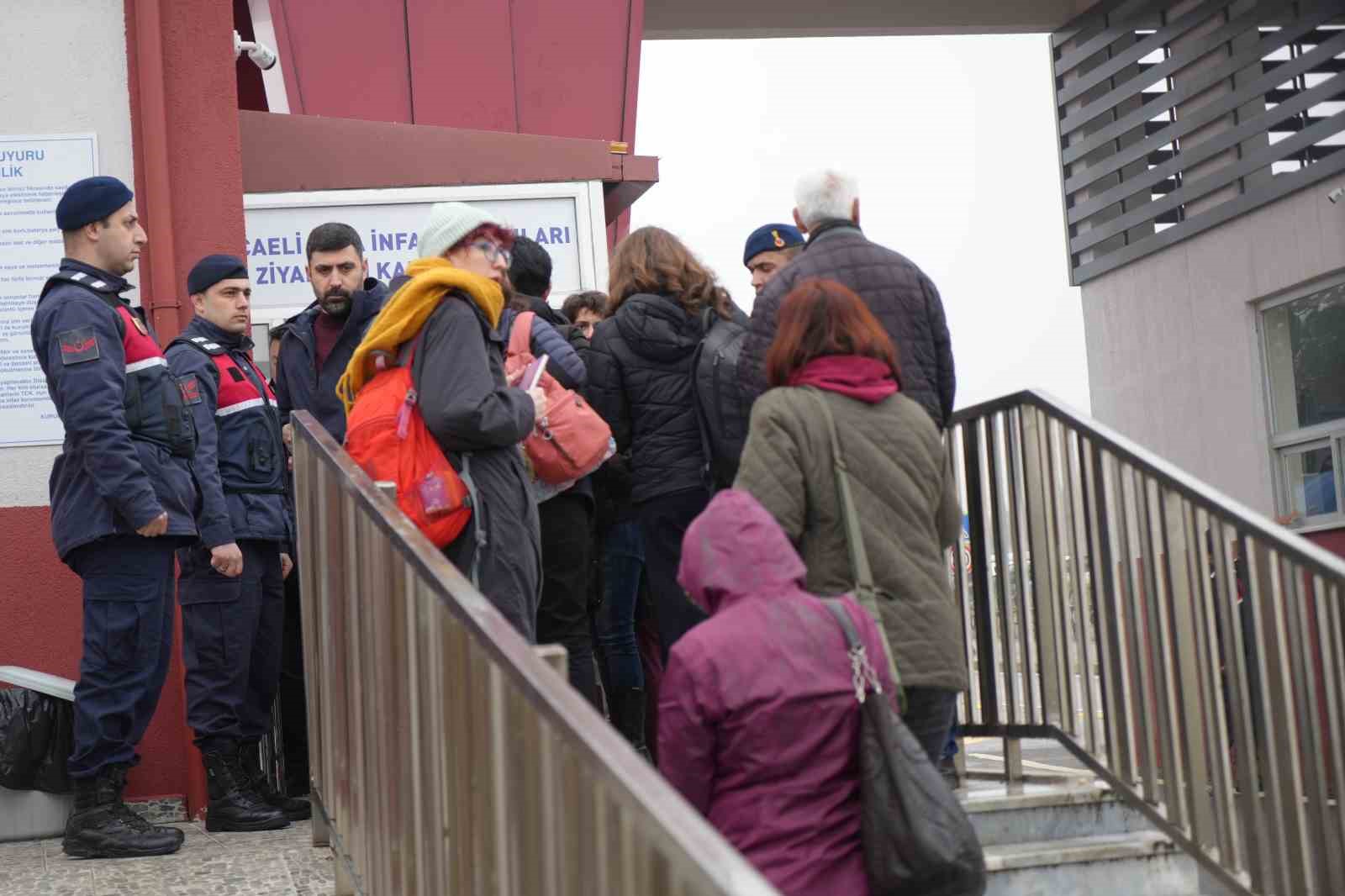 kocaelide 7 kisinin hayatini kaybettigi fabrika yangini davasinda ikinci gun 1 JUBMF782