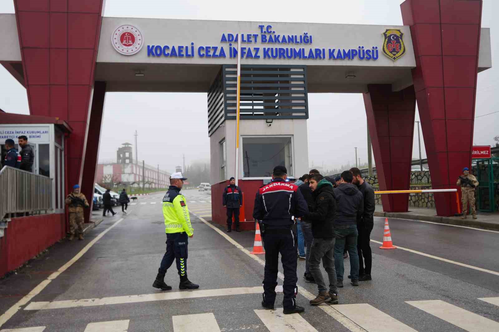 kocaelide 7 kisinin hayatini kaybettigi fabrika yangini davasinda ikinci gun 2 UVTf25Dc