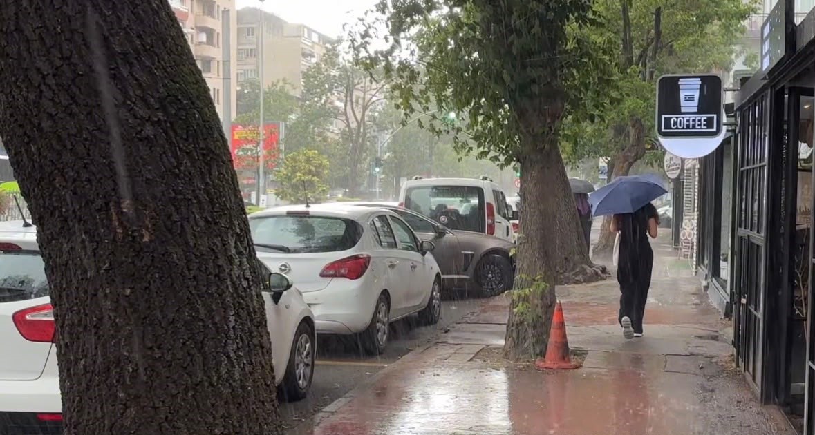 Kocaeli’de aniden bastıran sağanak hayatı olumsuz etkiledi 4 kocaelide aniden bastiran saganak hayati olumsuz etkiledi 0 VzkkmZtE