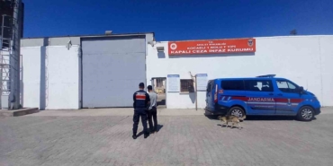 kocaelide-aranan-2-hukumlu-jasat-operasyonuyla-yakalandi-lmDaf4S7.jpg