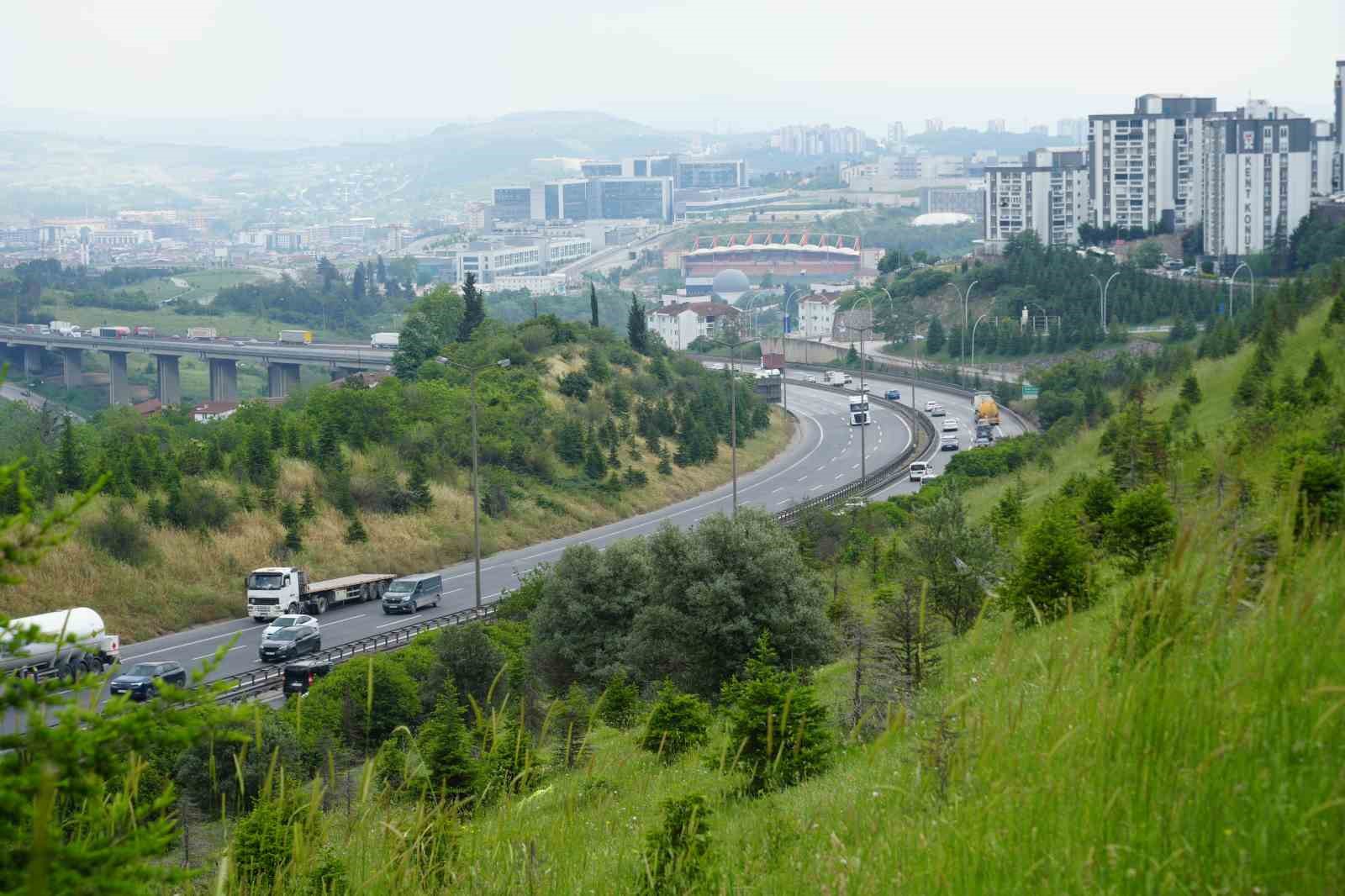 kocaelide bayram tatilinin 3 gununde trafik akici seyrediyor 5