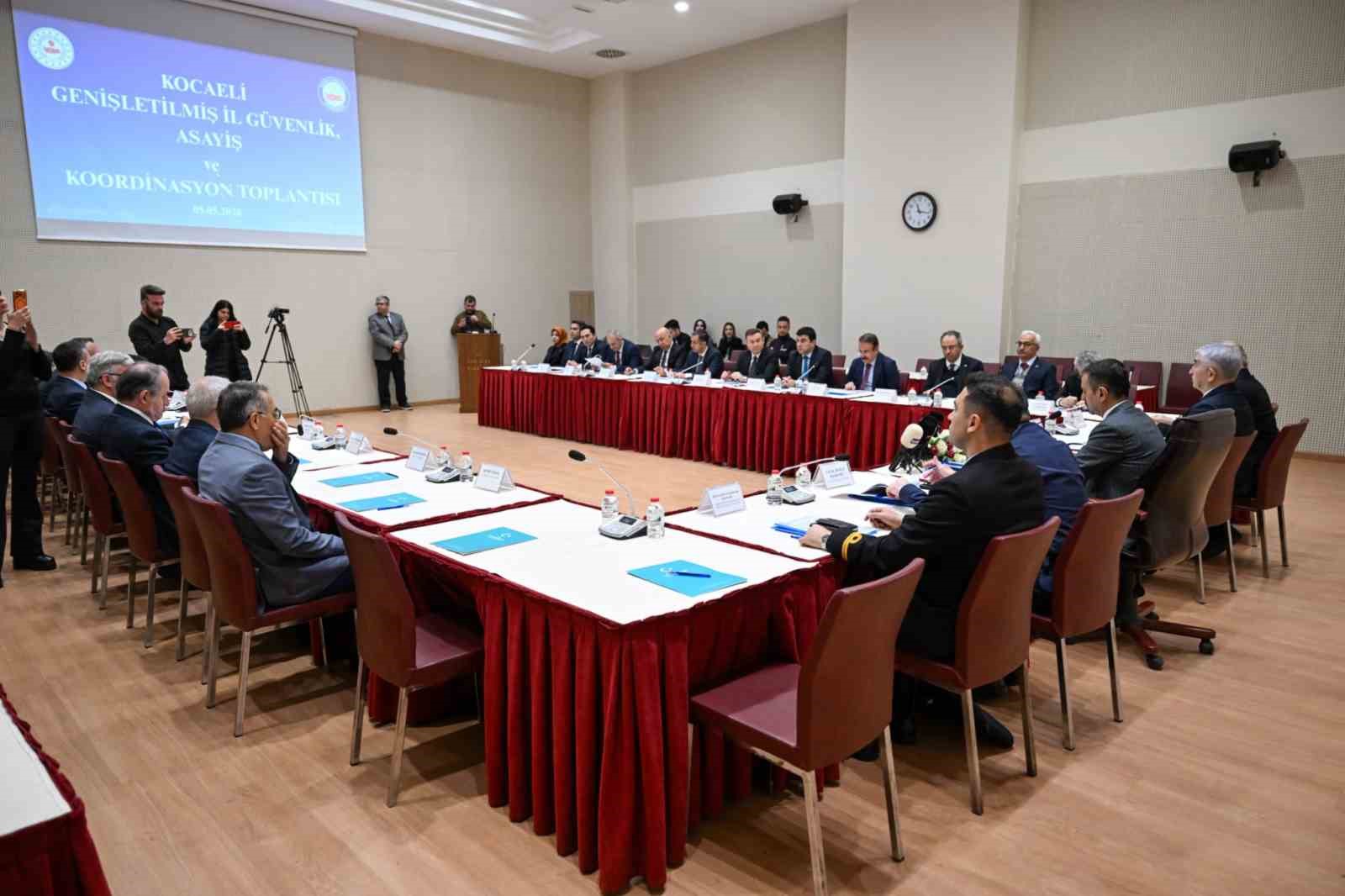 kocaelide bir ayda 77 bin surucuye trafik cezasi kesildi 2 4Ba6vbr6