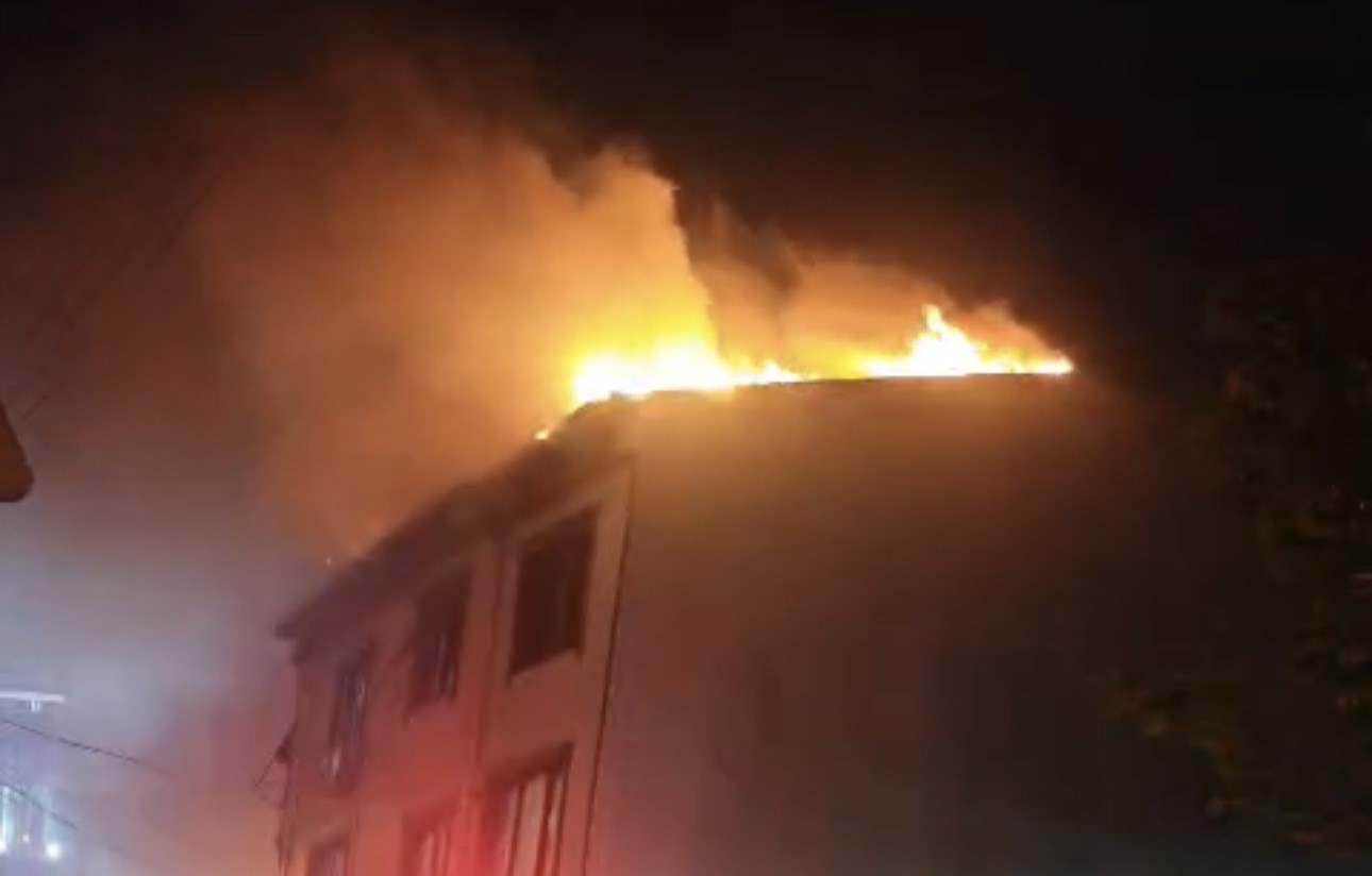 kocaelide cati kati alevlere teslim oldu 1