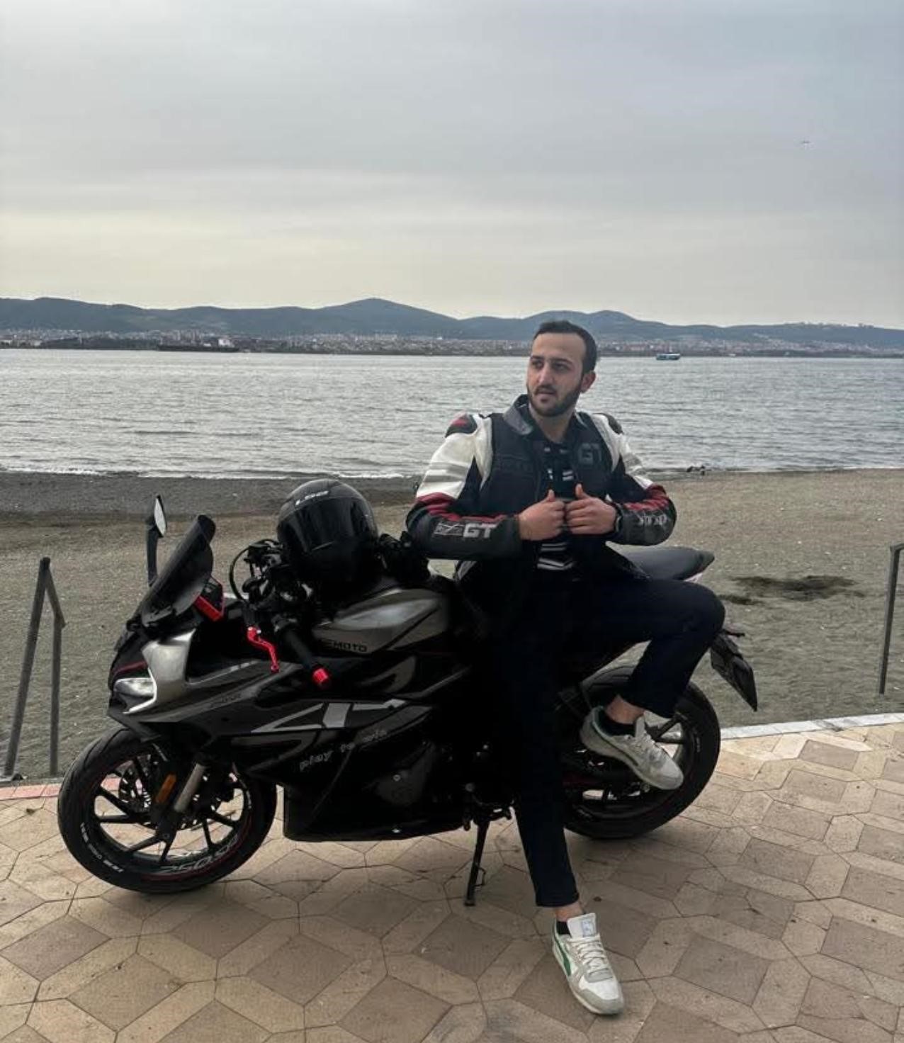 Kocaeli’de işten dönen genç motosikletli kazada hayatını kaybetti 7 kocaelide isten donen genc motosikletli kazada hayatini kaybetti 3 iyeRlgEr