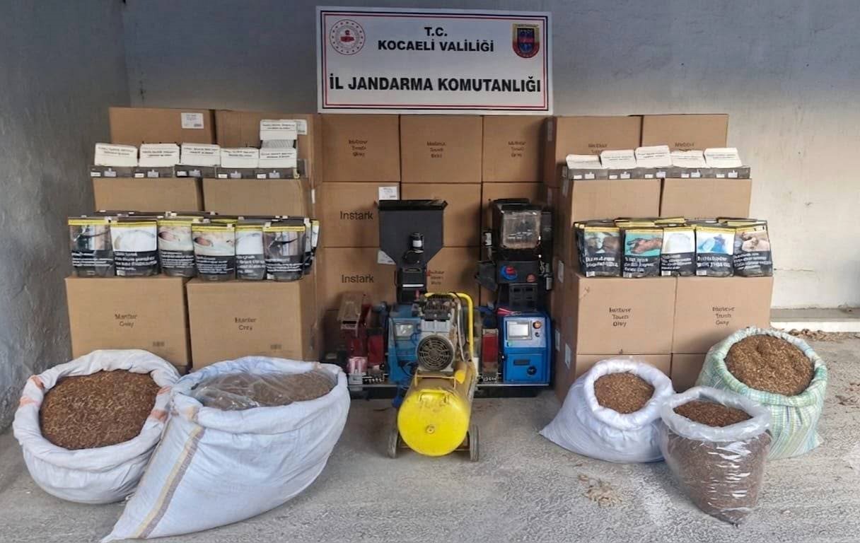 kocaelide kacakcilik operasyonu 1 milyon 350 bin liralik kacak urun ele gecirildi 0 us7adiBQ