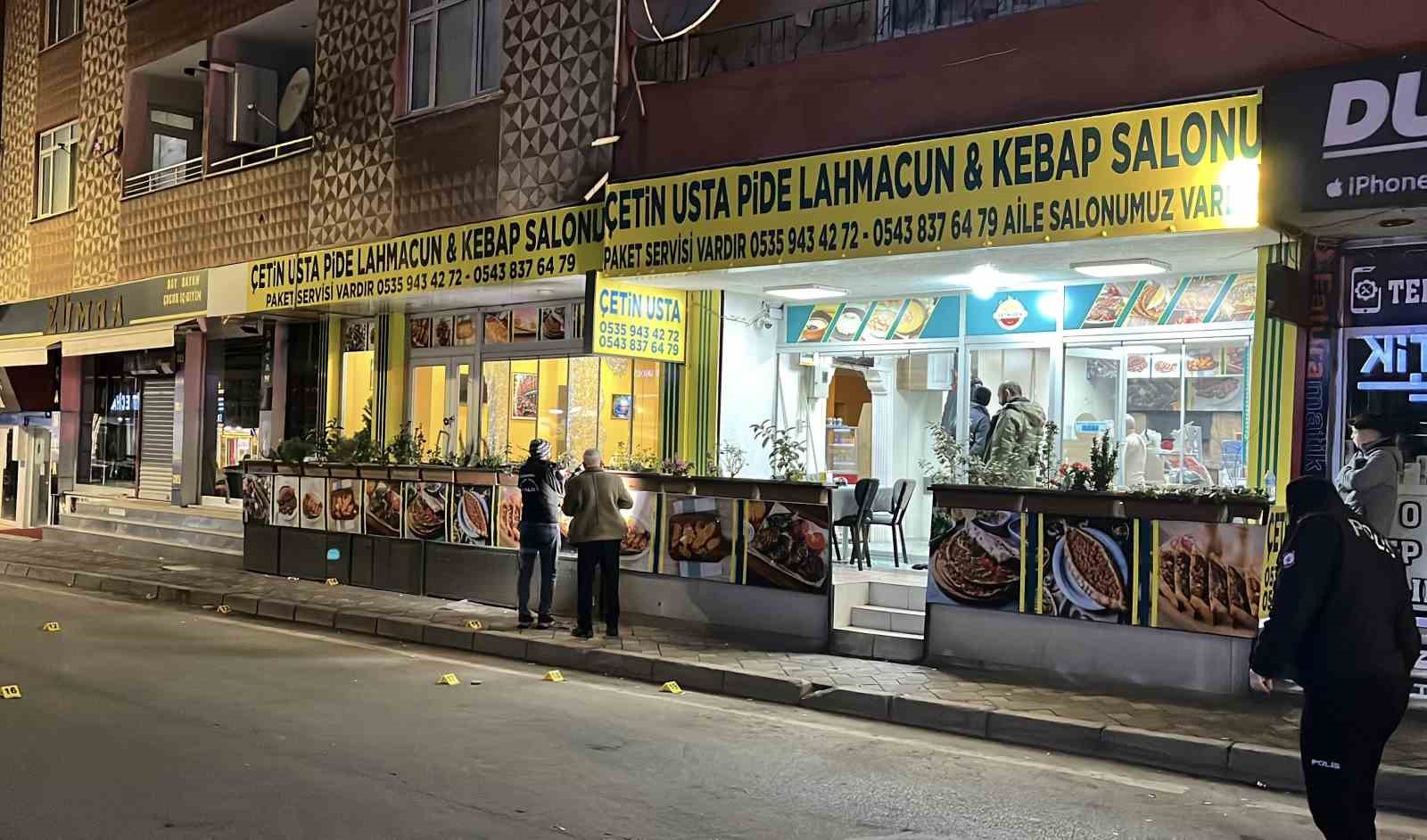 kocaelide kebapciya silahli saldirinin goruntuleri ortaya cikti 0 uMMWJBrD