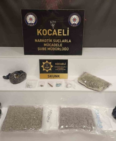 kocaelide-kilolarca-skunk-ele-gecirildi-ENChQcBk.jpg