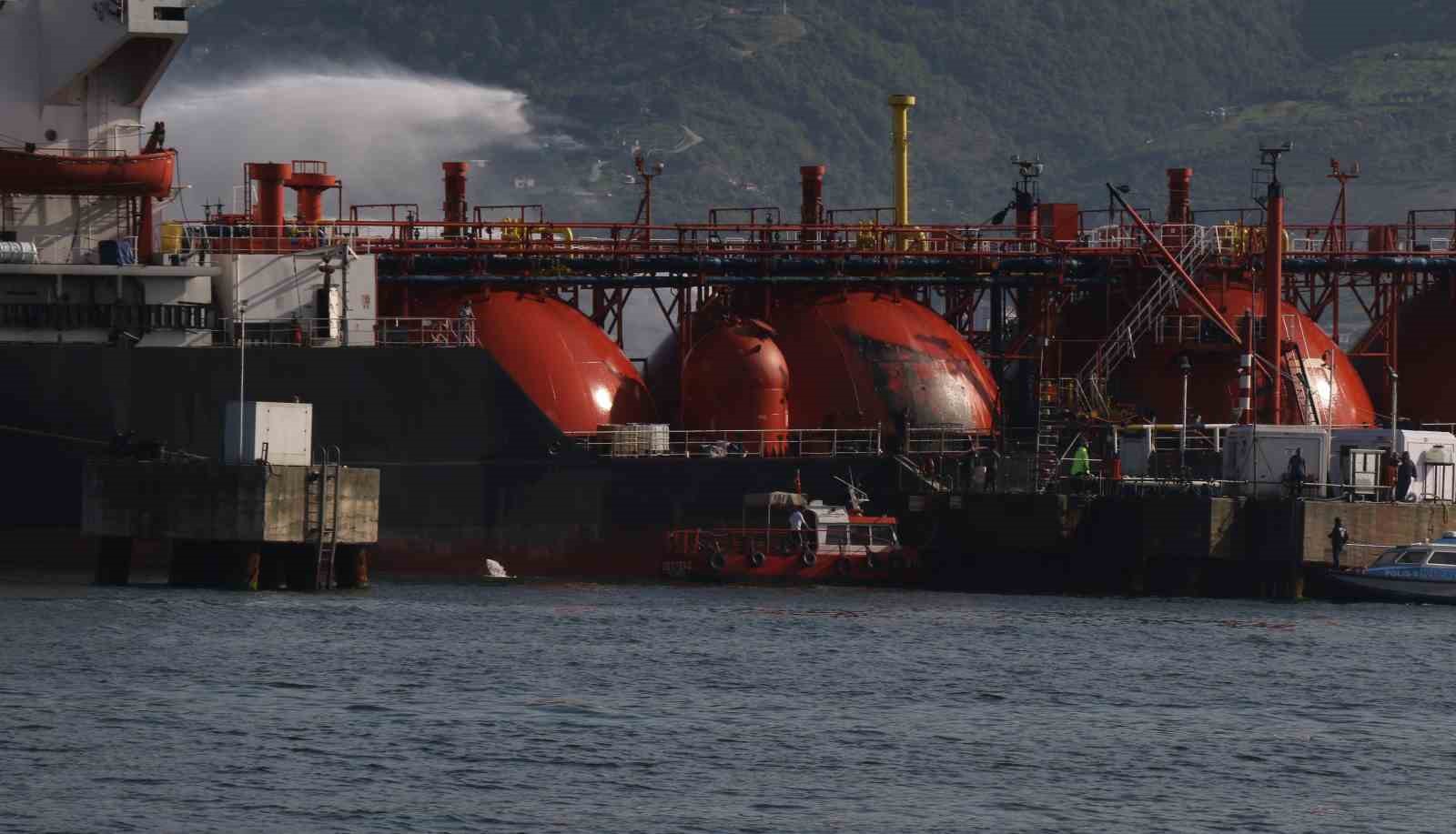 kocaelide lpg tankerindeki yangin davasinda 8 sanik icin 15 yila kadar hapis talebi 1 rwH9Iz4f