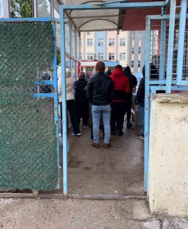 kocaelide-okul-bahcesinde-korku-dolu-anlar-1kdRIBta.jpg