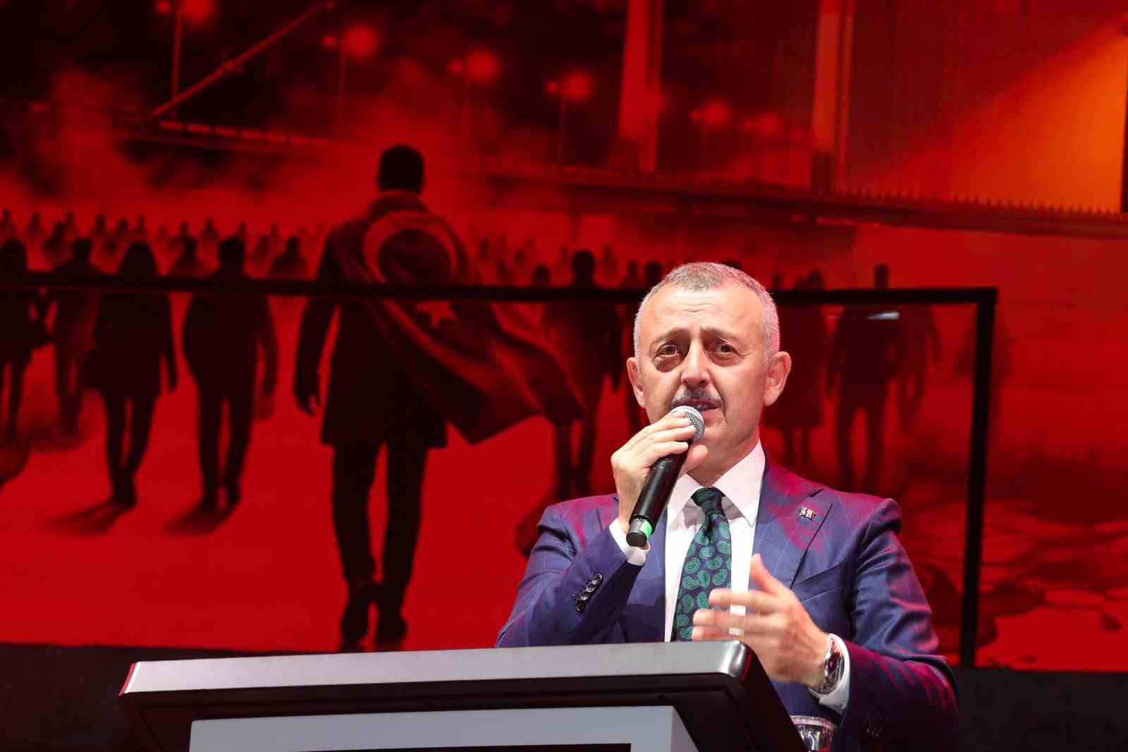 kocaelide on binler milli irade meydanini doldudu 2 IFl25SZB