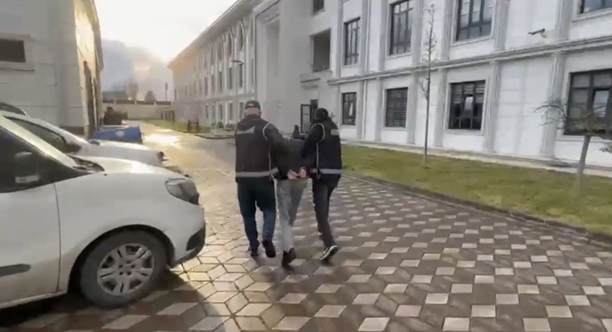 kocaelide oto galeriye el bombali saldiri 5 kisi tutuklandi 2
