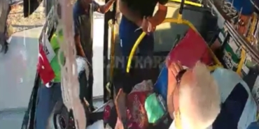 kocaelide-otobus-soforunun-zor-anlari-kamerada-boyle-kufur-ve-tehdit-etti-Id33c7Gt.jpg
