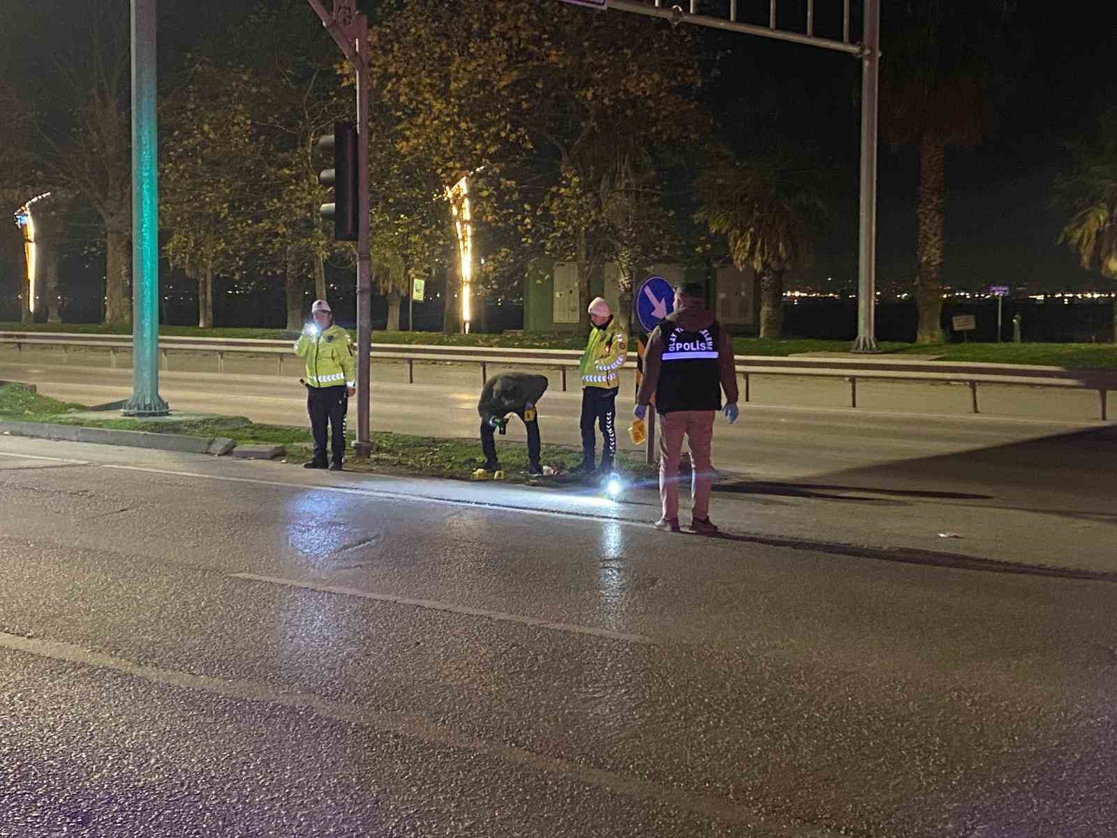 kocaelide silahli saldiri 1i futbolcu 3 yarali 4 bdl2H2FZ