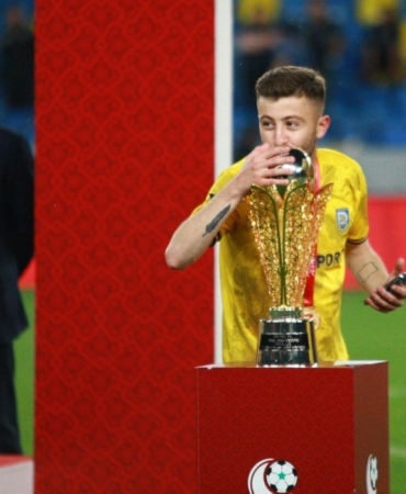 kocaelide-silahli-saldiri-1i-futbolcu-3-yarali-XLXYluUz.jpg