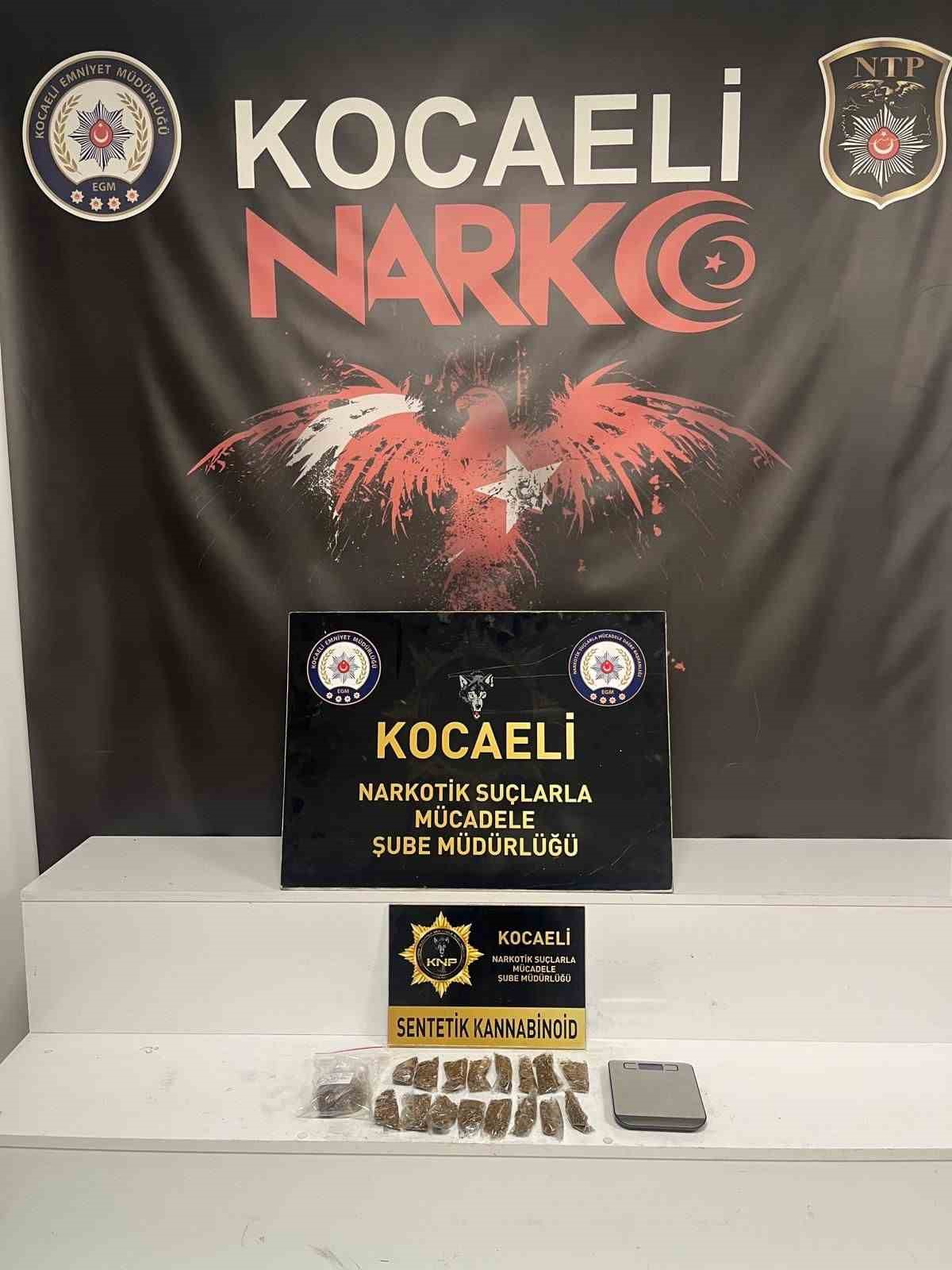 Kocaeli’de uyuşturucu operasyonu: 4 kişi tutuklandı 6 kocaelide uyusturucu operasyonu 4 kisi tutuklandi 2 JB7WKivn