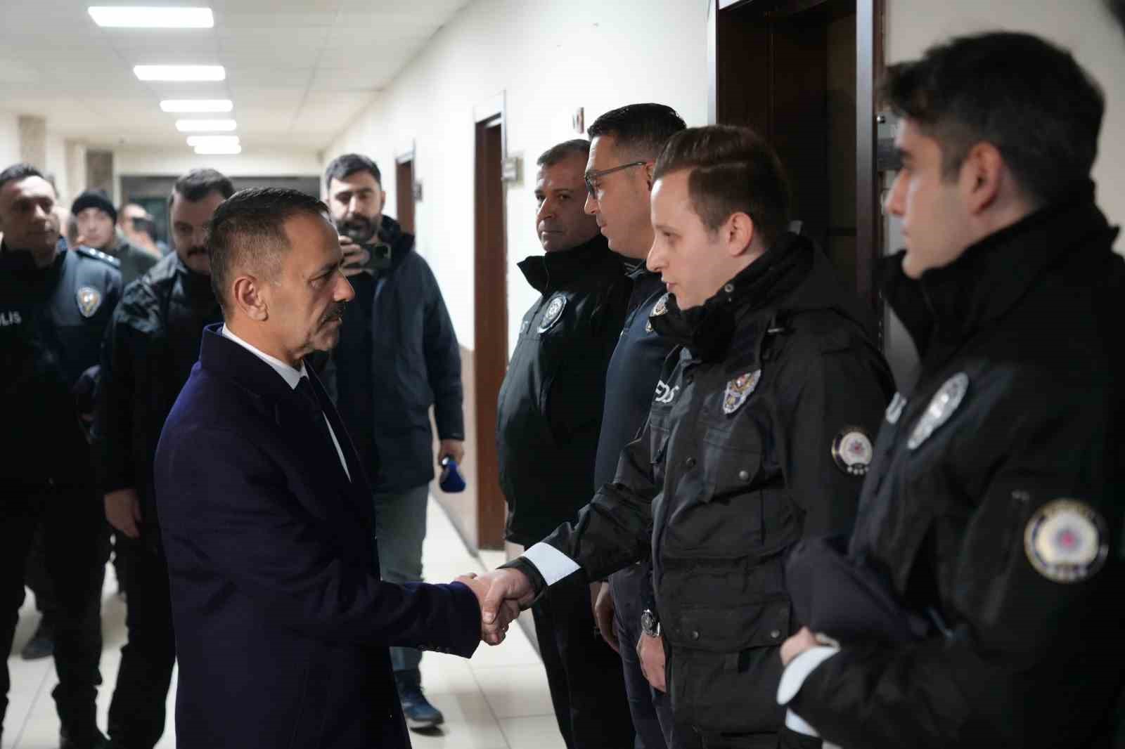 kocaelide yilbasi tedbirleri 668 ekip ve 4 bin 917 personel gorevde 2 C1HTQiKw