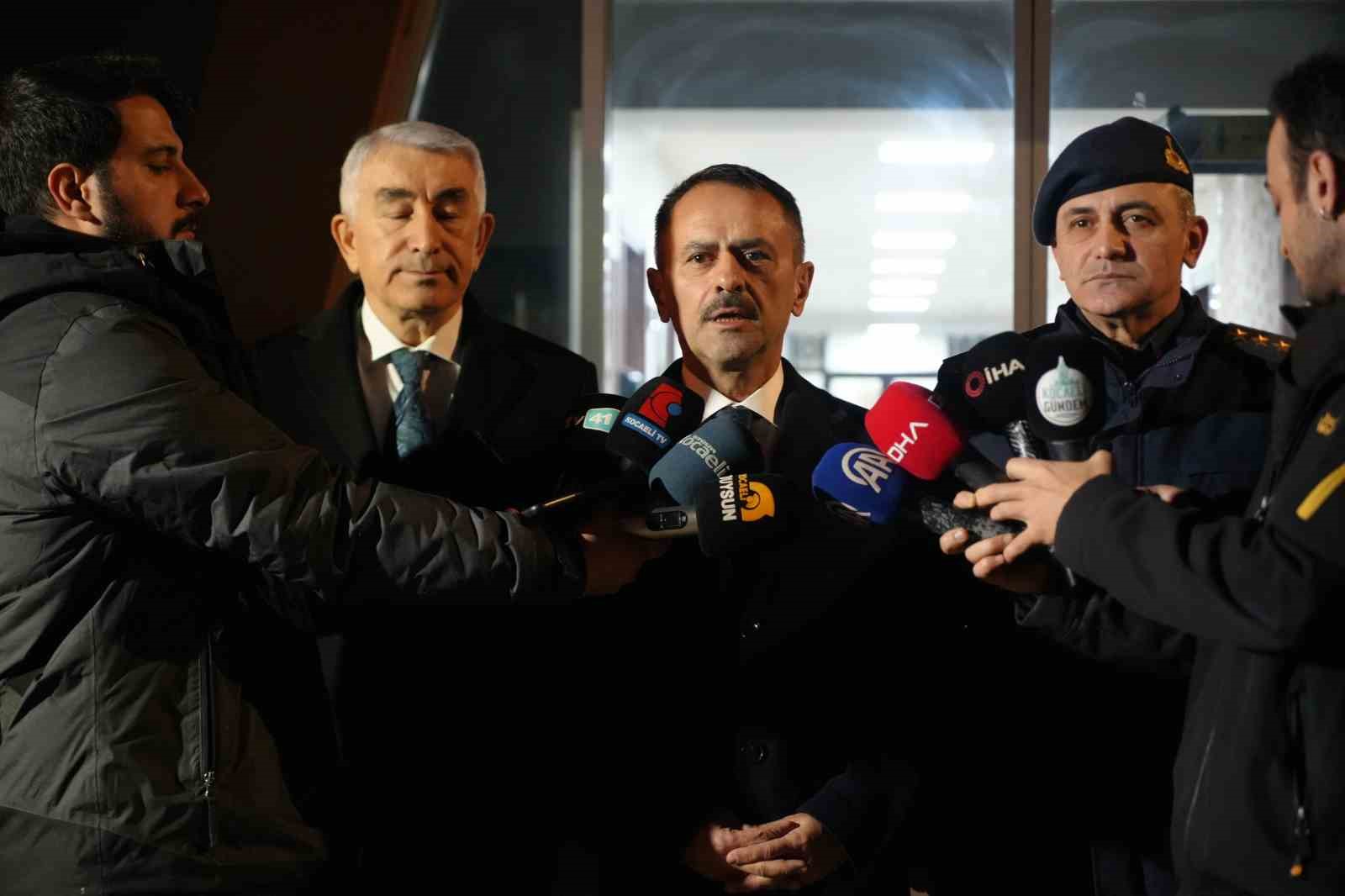 kocaelide yilbasi tedbirleri 668 ekip ve 4 bin 917 personel gorevde 5 jBFrvOcu