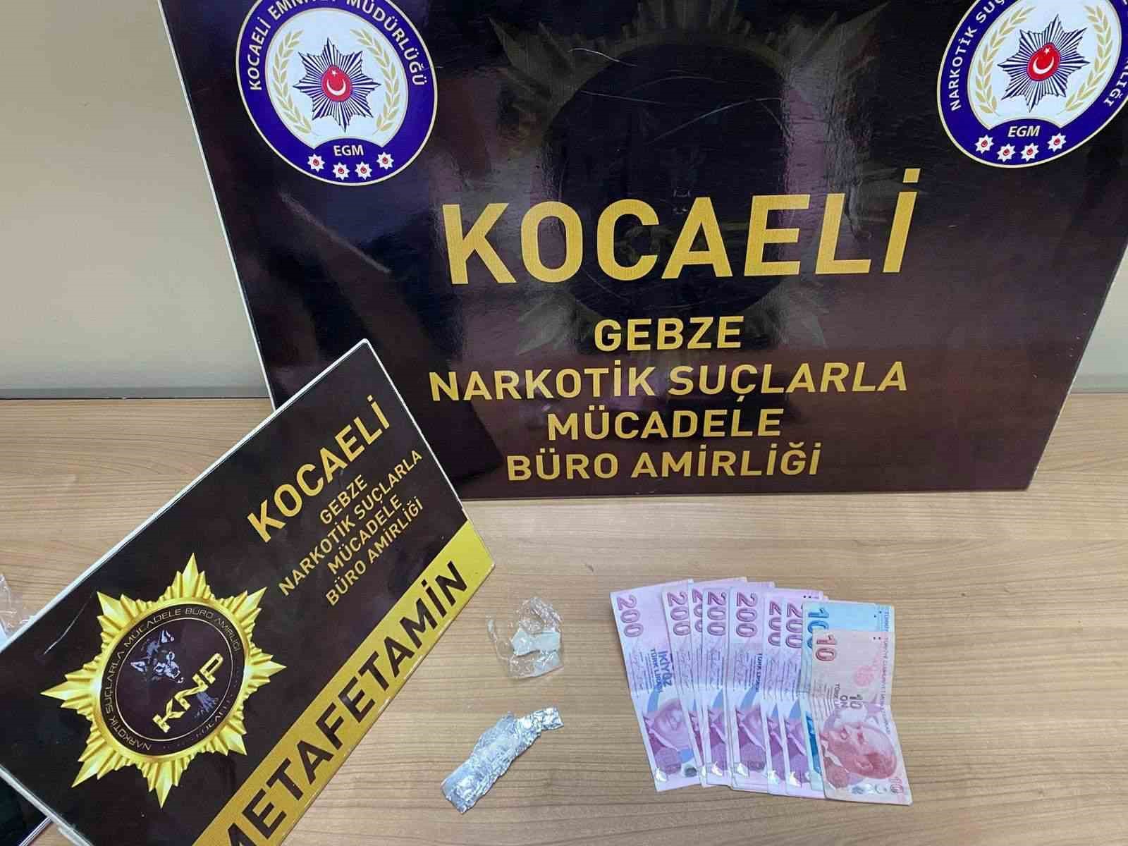 kocaelideki operasyonlarda 51 kilo uyusturucu ele gecirildi 1 8gVHu1G9