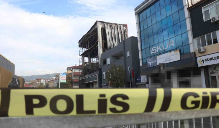 kocaelideki-yangina-iliskin-gozalti-sayisi-11e-yukseldi-OA1jQugy.jpg