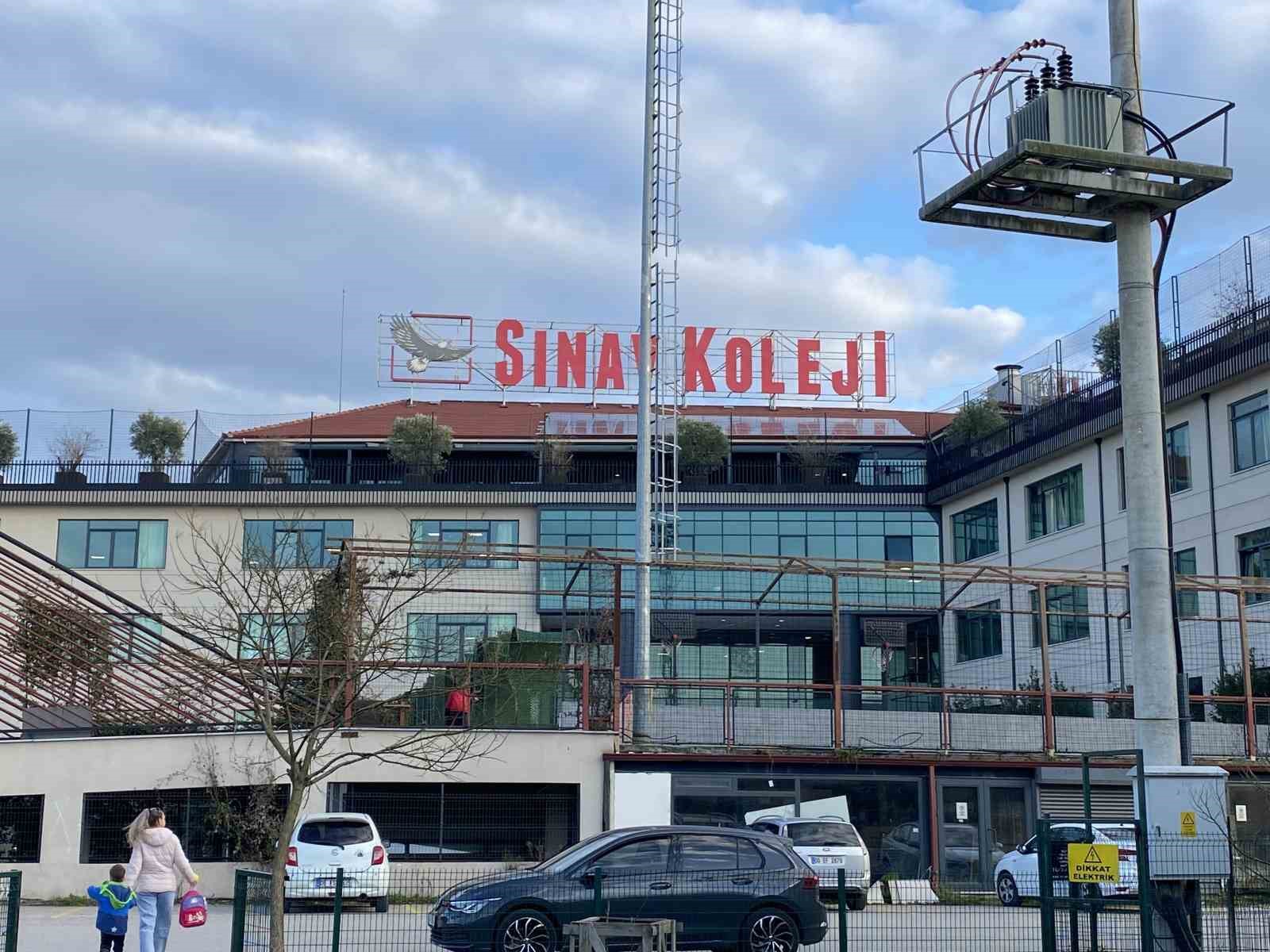 Kocaeli’nde 6 kız öğrencisine "cinsel istismar" uyguladığı iddia edilen öğretmene 130 yıl hapis 5 kocaelinde 6 kiz ogrencisine cinsel istismar uyguladigi iddia edilen ogretmene 130 yil hapis 1 C3AtwpDw
