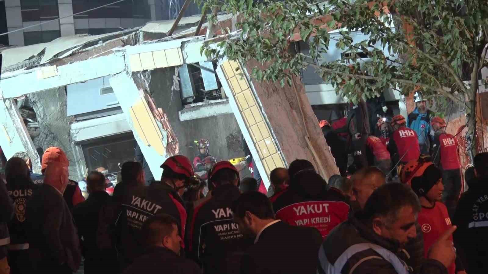 kocaelinde arama kurtarma calismalarinda 16 saat geride kaldi 2 6BC5Vkt9