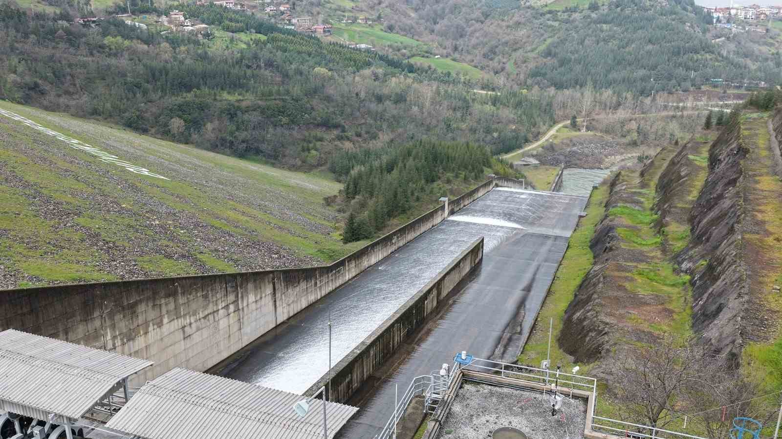 kocaelinin fazla suyu sapanca golune gonderiliyor 6 pzWwEvzK