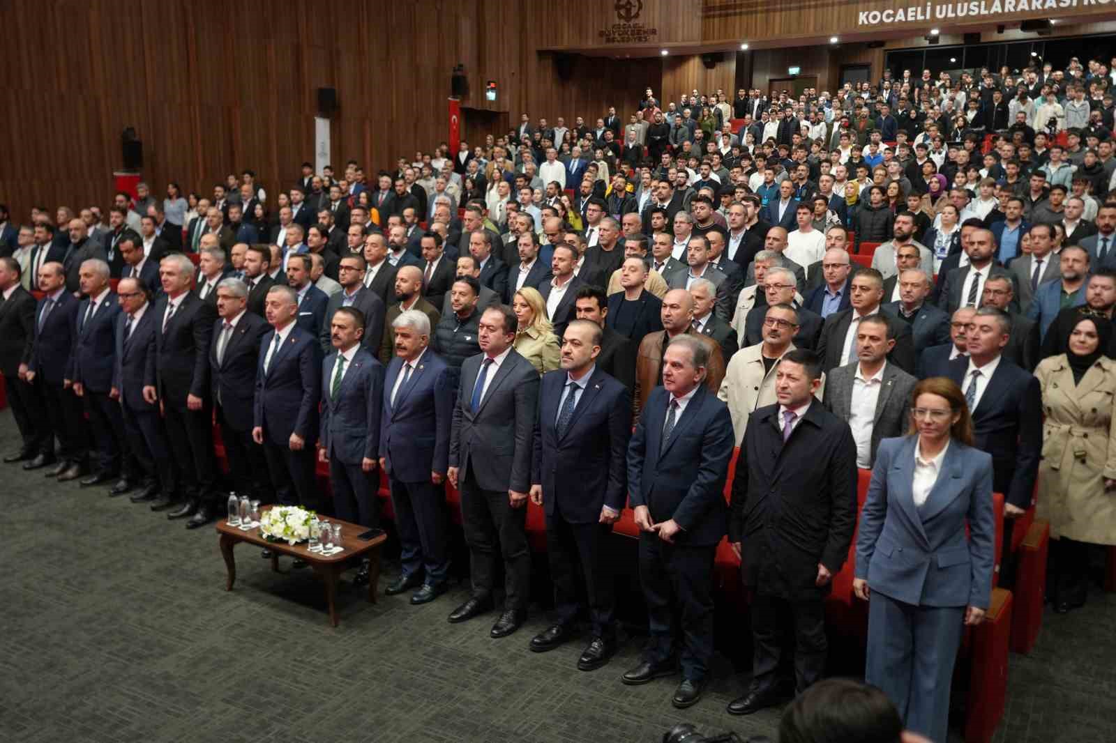 Kocaeli’nin teknoloji vizyonu sahneye çıktı: "Dijital devrimi ıskalayan tarihten silinir" 6 kocaelinin teknoloji vizyonu sahneye cikti dijital devrimi iskalayan tarihten silinir 2 9RbuOCQY